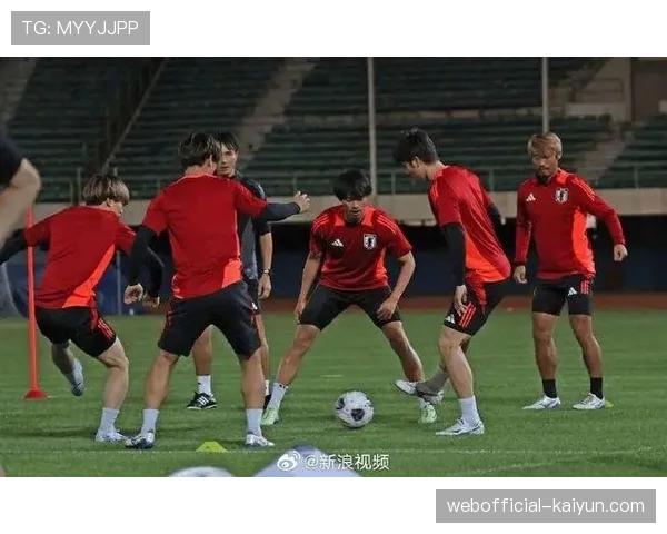 日本队主场氛围施加压力 中国队客场作战面临挑战